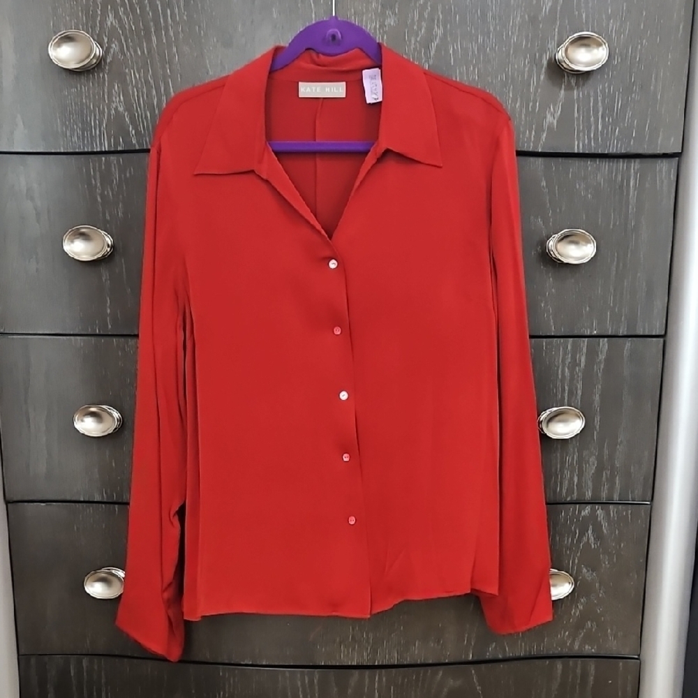 Kate Hill Red Button Down Shirt with Notched Collar Silk Lyrca Spandex Blend